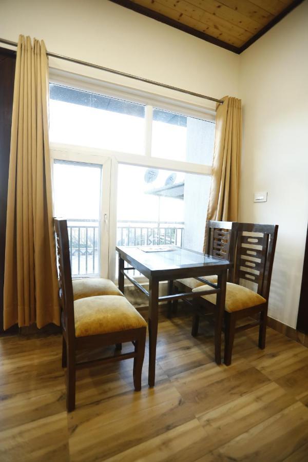 Hotel Kings Inn 穆索里 外观 照片