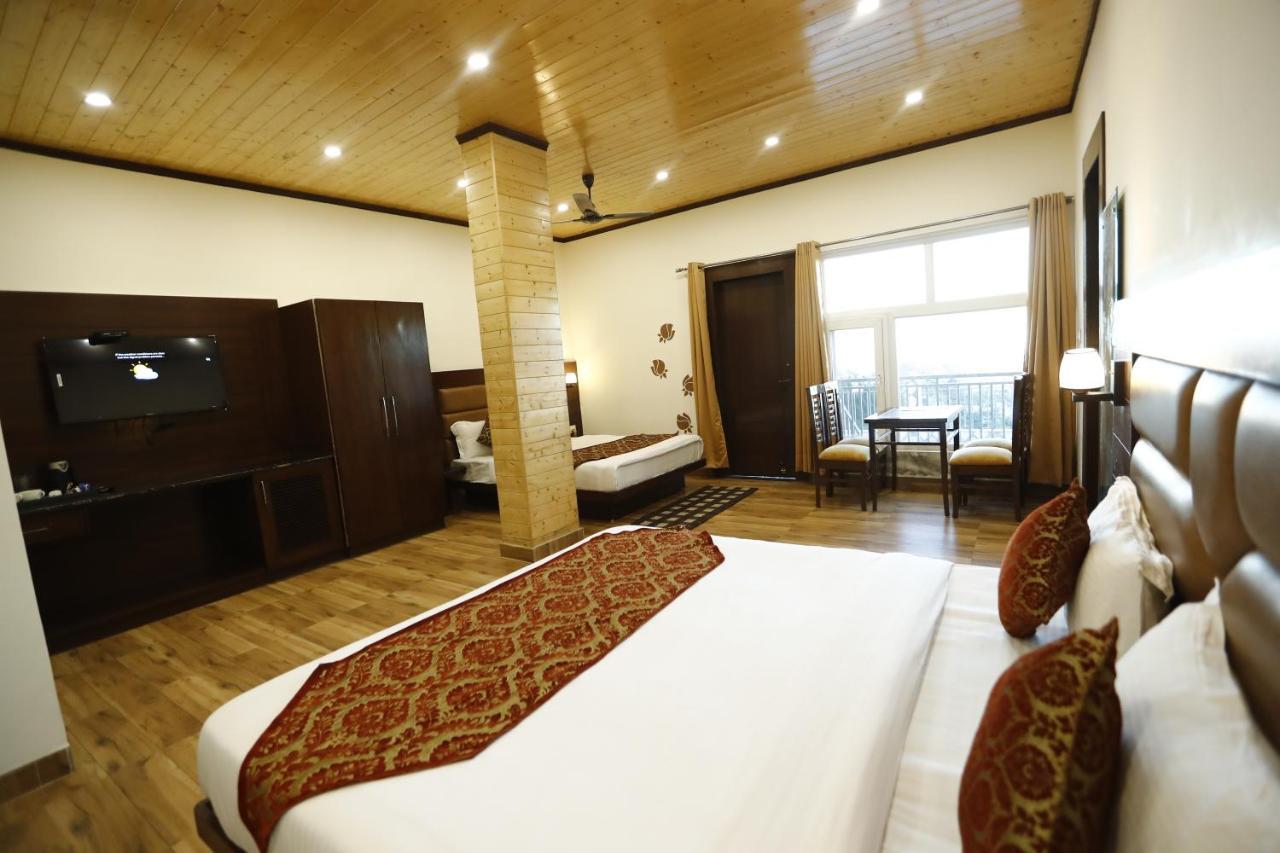Hotel Kings Inn 穆索里 外观 照片