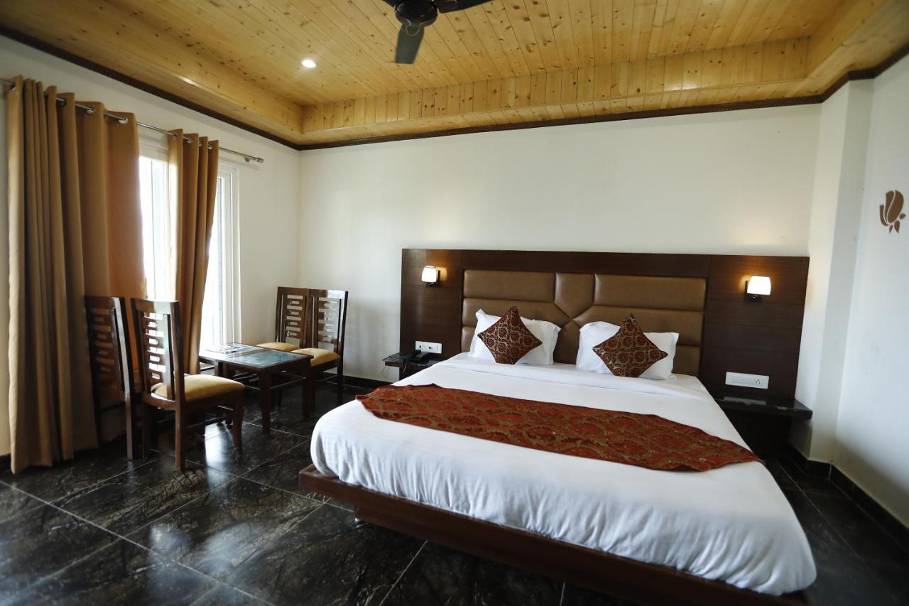 Hotel Kings Inn 穆索里 外观 照片